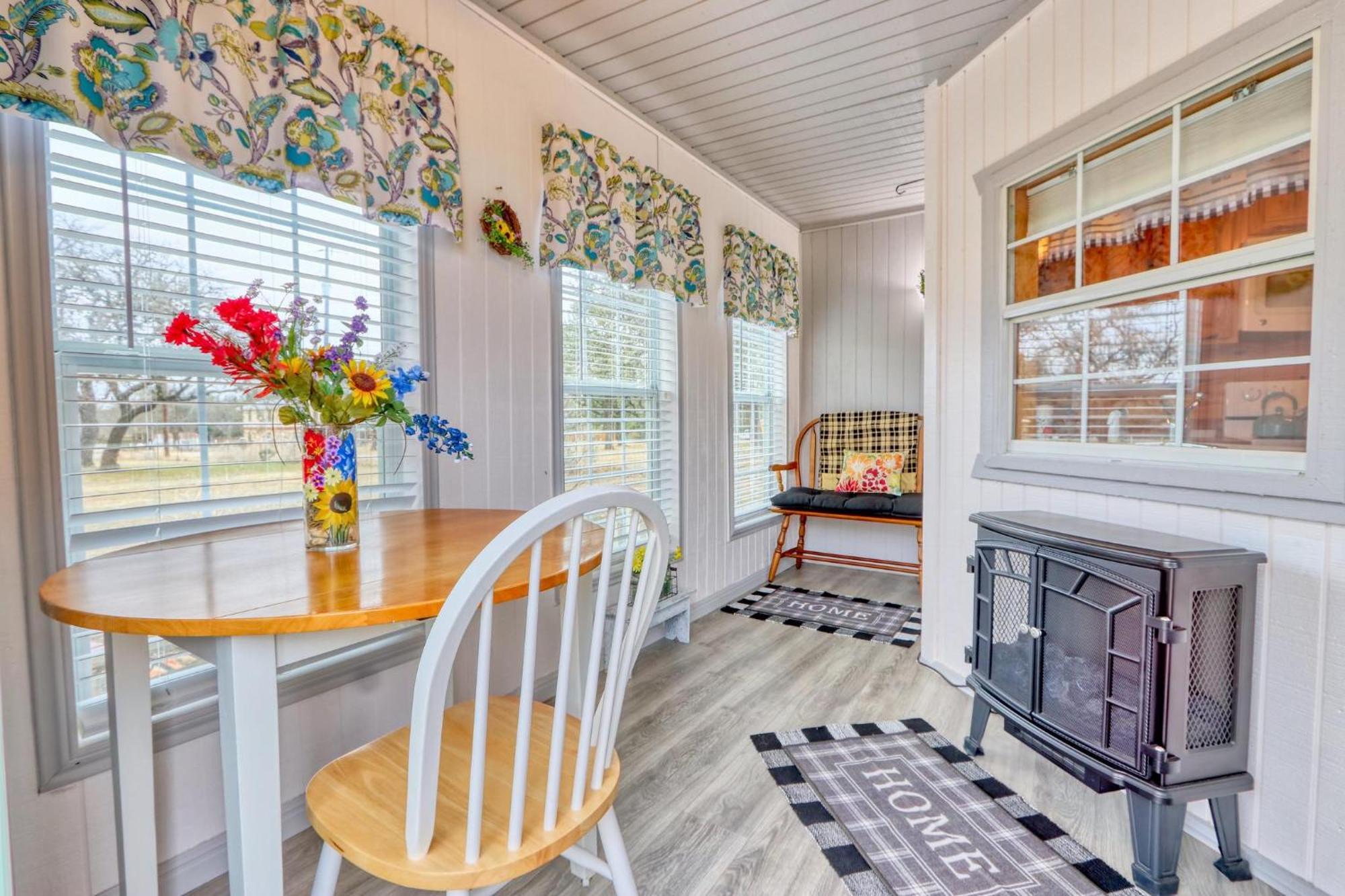 Kara'S Cottage Johnson City Buitenkant foto